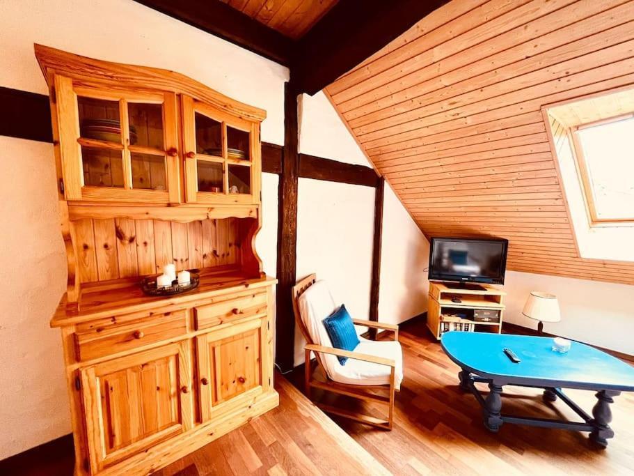Charmant Appartement De Vacances Alta Ripa Hauterive  Exterior foto