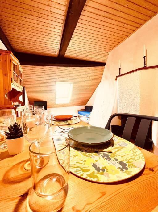 Charmant Appartement De Vacances Alta Ripa Hauterive  Exterior foto